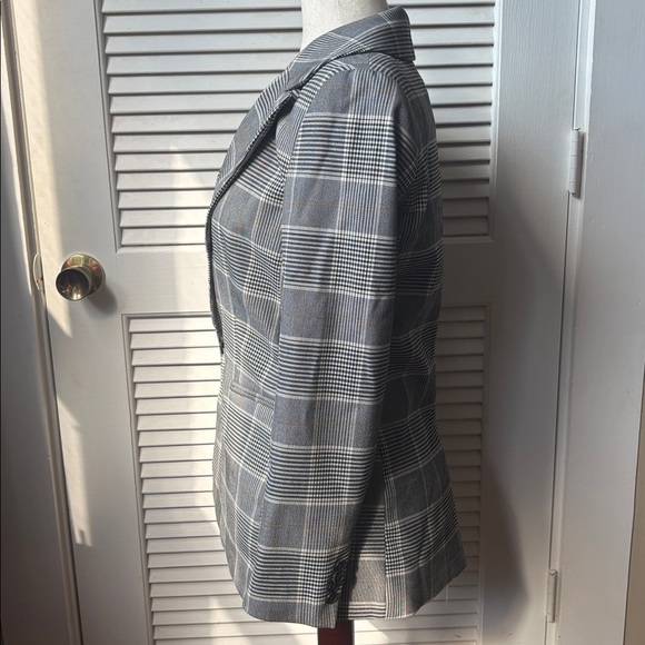 H&M size 10 women’s blazer - Picture 2 of 10